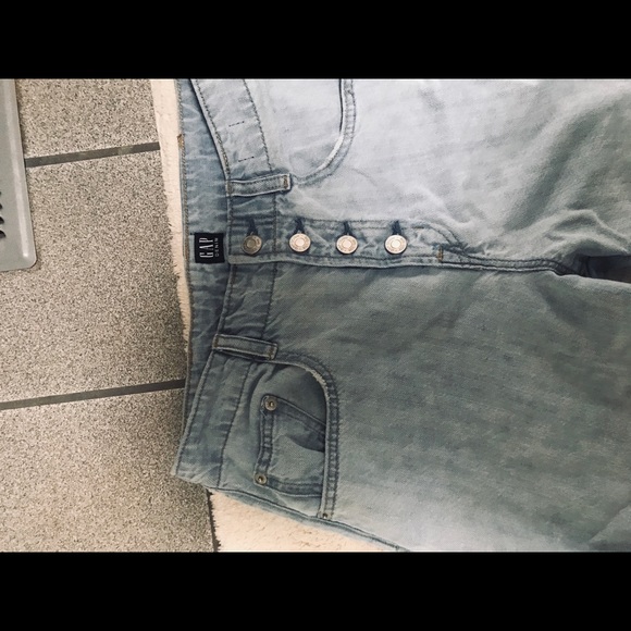 GAP Button Fly High Rise Wide Leg Jeans - Picture 4 of 7